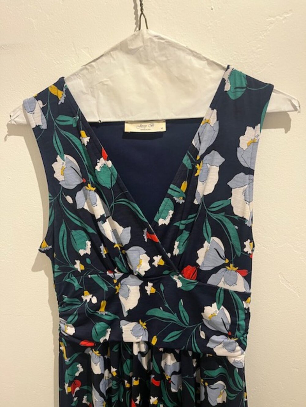 Sleeveless Floral Faux Wrap-dress - Picture 4 of 6